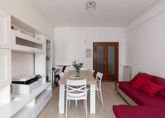 Apartment Aura *