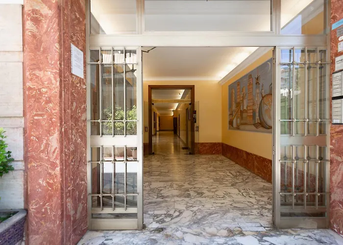 Apartment Aura